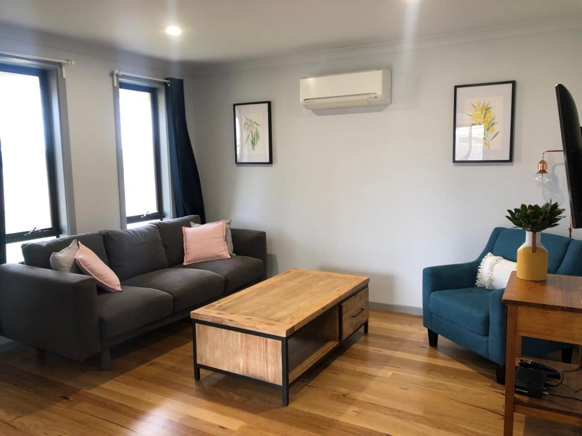The Weekender Apartment Питърбъро Екстериор снимка